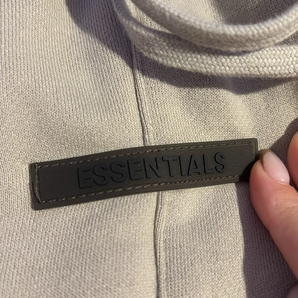 Fear of God Essentials Sweatpants color: pistachio - Picture 2 of 4